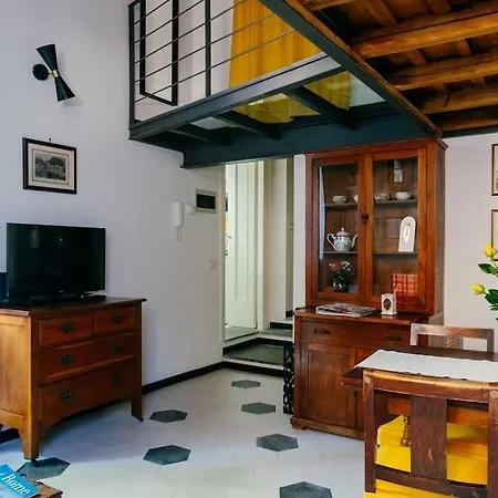 דירה Charming Restored Loft In The Heart Of Trastevere