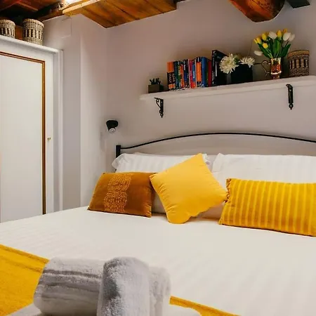 Lejlighed Charming Restored Loft In The Heart Of Trastevere *