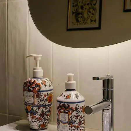公寓 Charming Restored Loft In The Heart Of Trastevere *