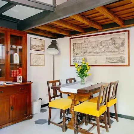 Charming Restored Loft In The Heart Of Trastevere 罗马